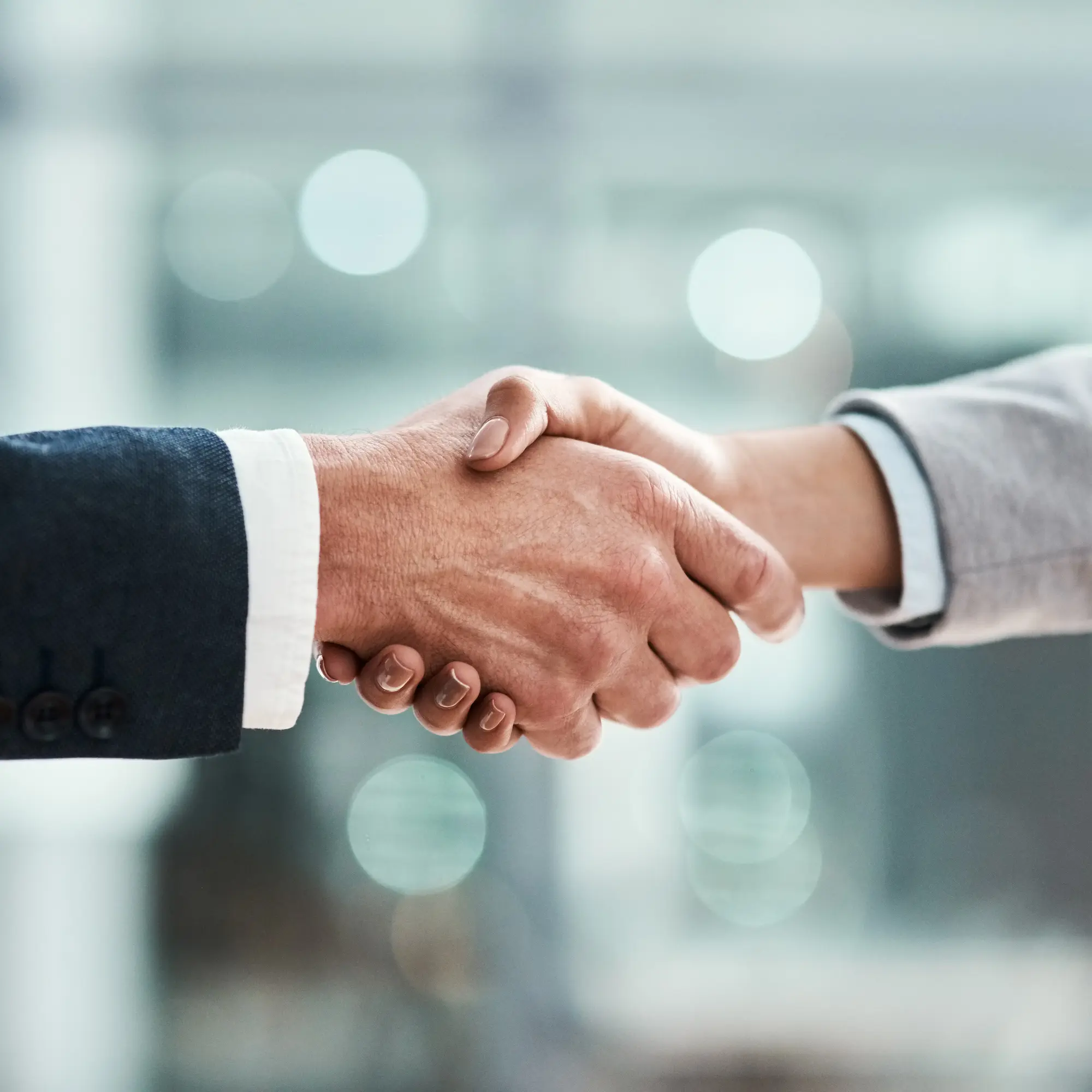 Kézfogás — partneri megállapodás